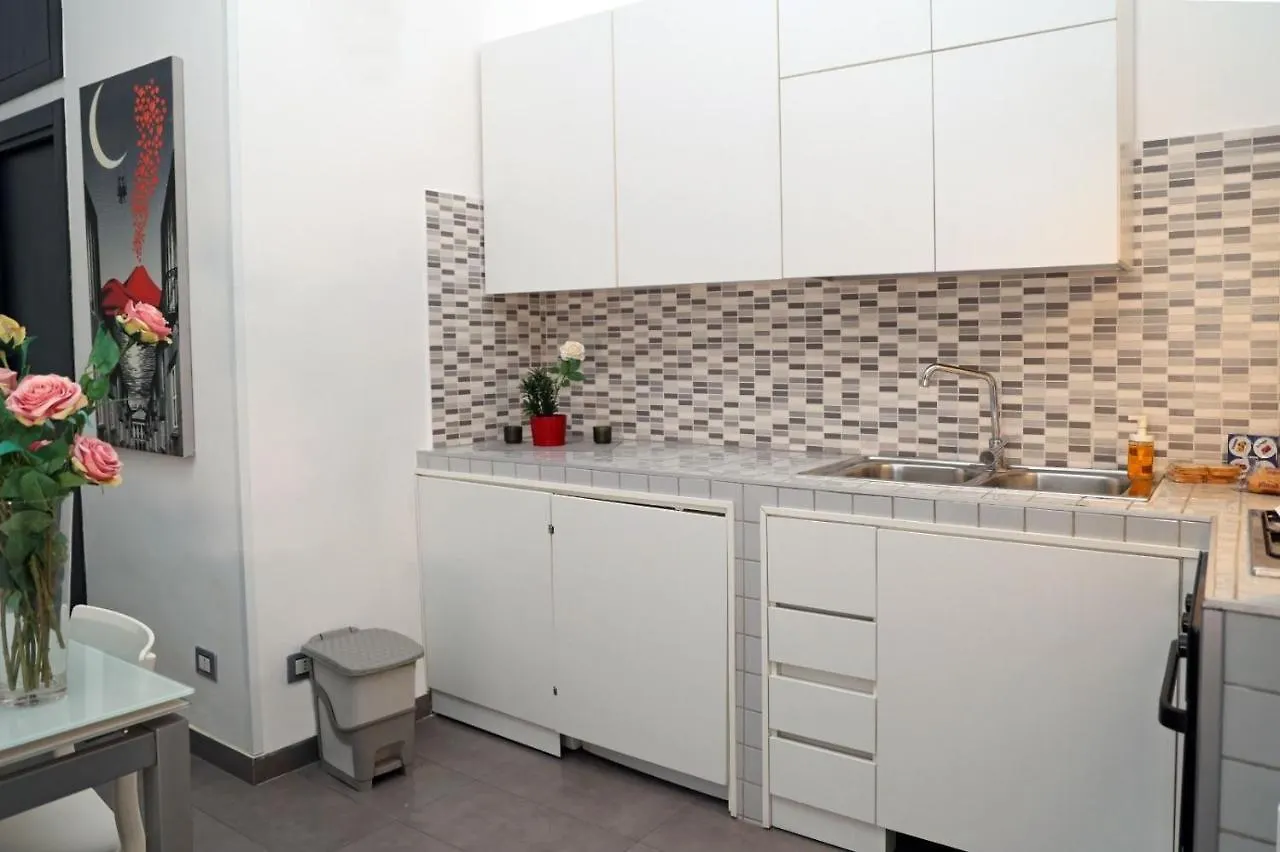 Apartment “Ovascio Street” Neapolitan Home